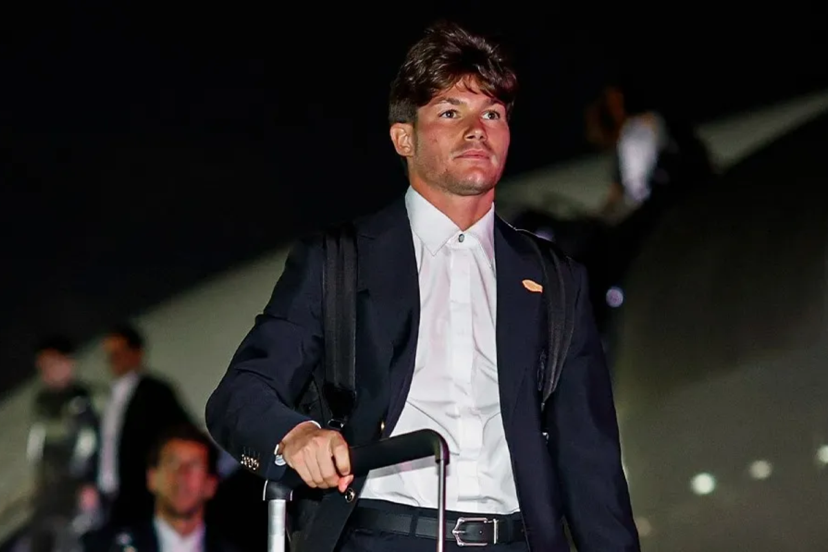 «Реал» ойыншылары мінген ұшақ 4 сағатқа кешікті