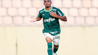 «Барселона» жас шабуылшыны өз қатарына қосқысы келеді